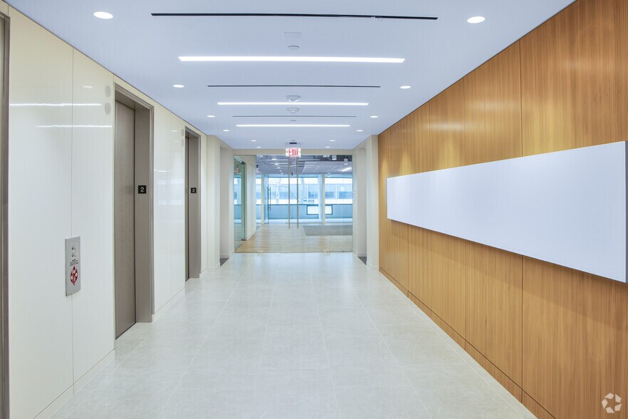 6700 Rockledge Dr, Bethesda, MD à louer - Hall d’entrée - Image 3 de 7