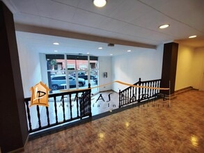 Retail in Martorell, Barcelona for lease Interior Photo- Image 1 of 4