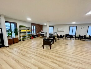 951 Fitzgerald Av, Courtenay, BC à louer Photo intérieure- Image 2 de 5