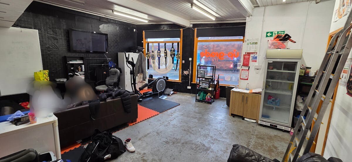 Endwell Rd, Bexhill On Sea, ESX TN40 1EB - Unit 20 -  - Interior Photo - Image 1 of 5