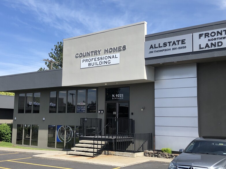 9107-9221 N Country Homes Blvd, Spokane, WA for lease - Building Photo - Image 1 of 2