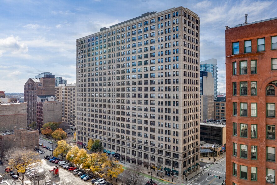 620 S Dearborn St, Chicago, IL for lease - Primary Photo - Image 2 of 6