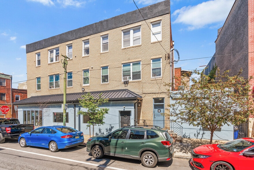 1537 S 6th St, Philadelphia, PA for sale - Building Photo - Image 2 of 53