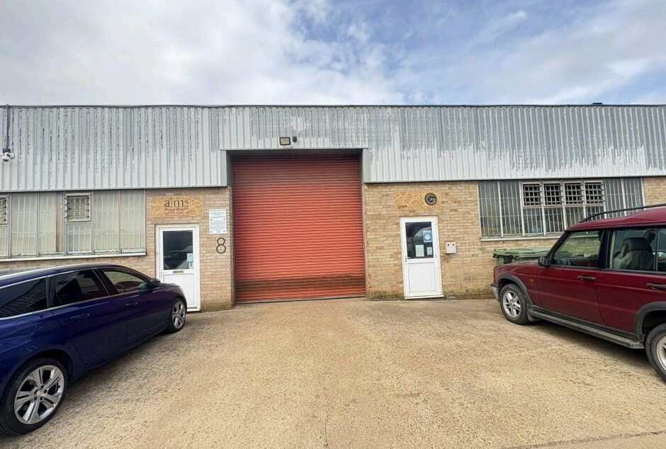 Saville Rd, Peterborough à louer Photo du bâtiment- Image 1 de 7