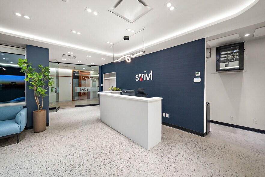 9900 Boul Cavendish, Montréal, QC à louer - Photo du bâtiment - Image 2 de 37