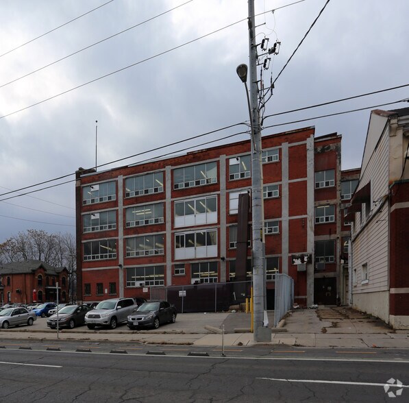 22 Cannon St E, Hamilton, ON for lease - Building Photo - Image 3 of 6