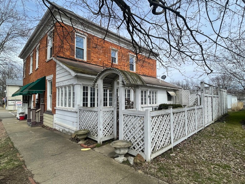 700 Main St, Dresden, OH à vendre - Photo du bâtiment - Image 1 de 1