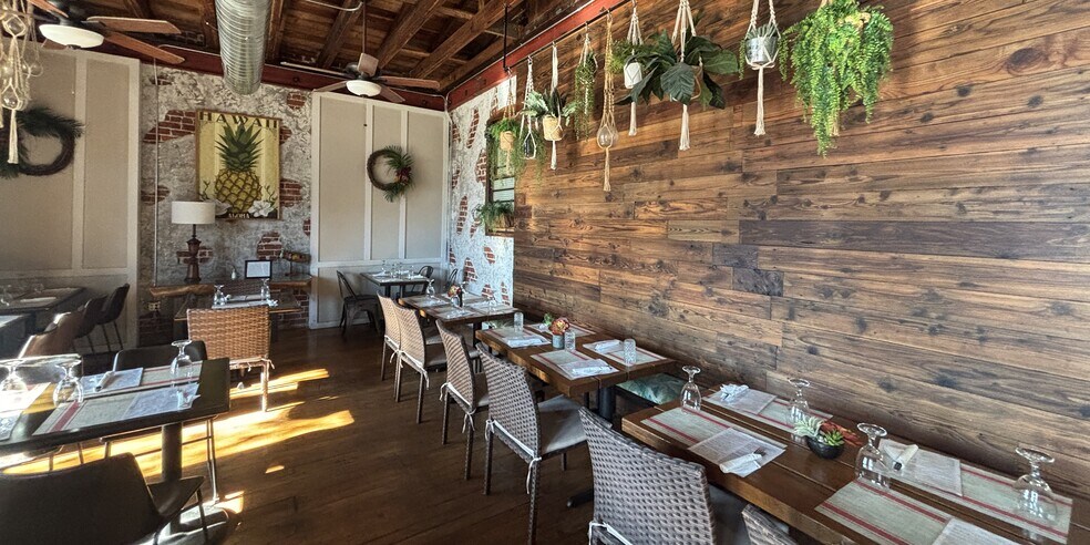 3530 Main St, Oakley, CA à louer - Photo du bâtiment - Image 2 de 2