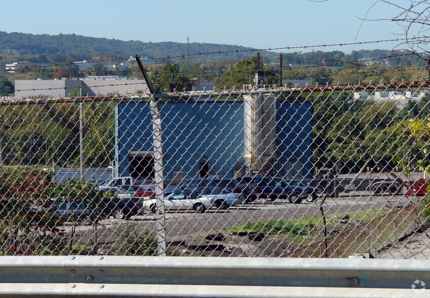 900 Conshohocken Rd, Conshohocken, PA à vendre - Photo du bâtiment - Image 2 de 2