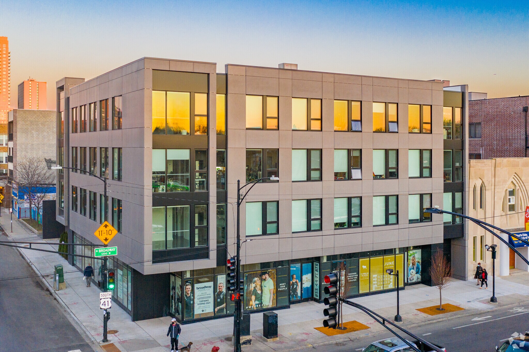 5155 N Broadway Ave, Chicago, IL for lease Primary Photo- Image 1 of 15