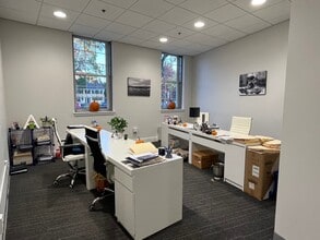 626 Massachusetts Ave, Arlington, MA for lease Interior Photo- Image 2 of 15
