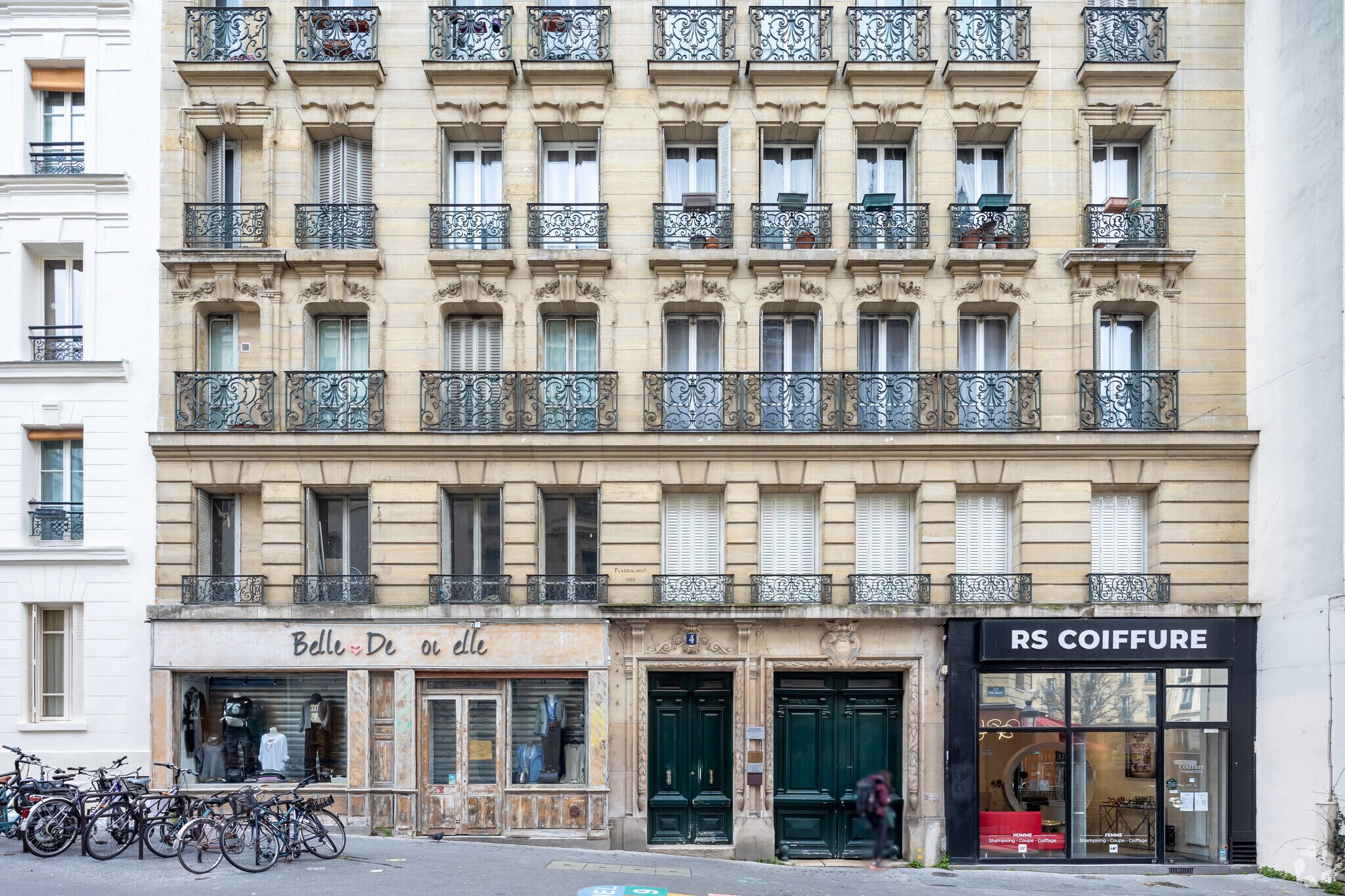 Commerce de détail dans Paris à louer Photo du bâtiment- Image 1 de 9
