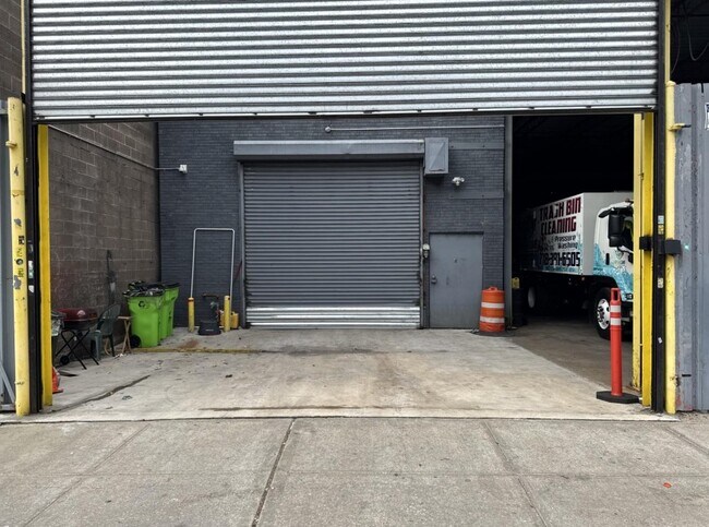 More details for 1623 Cody Ave, Ridgewood, NY - Industrial for Lease