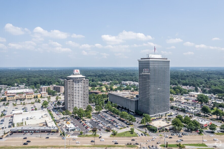 5050 Poplar Ave, Memphis, TN à louer - Photo du bâtiment - Image 3 de 19