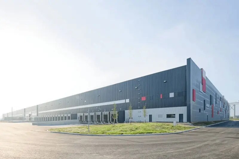 Industrial in Rouen for lease Building Photo- Image 1 of 5
