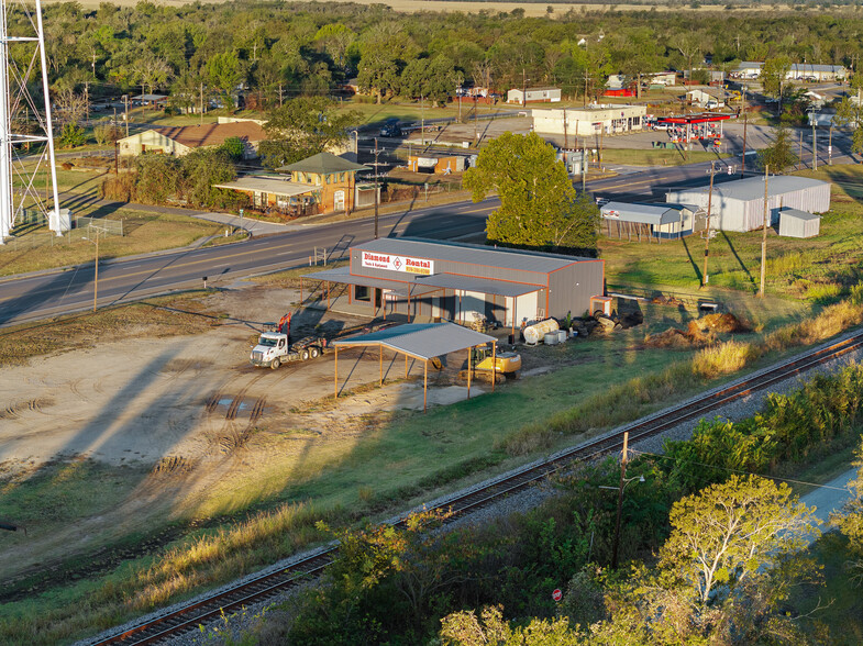 1004 S Main St, Calvert, TX à vendre - Photo du bâtiment - Image 3 de 31