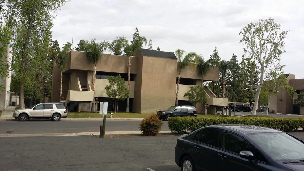 4600 W American Ave, Bakersfield, CA for sale - Building Photo - Image 1 of 1