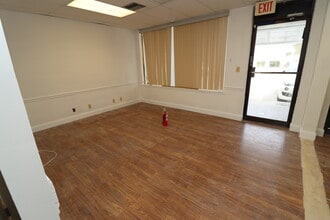 6731-6755 Sunset Strip, Sunrise, FL for lease Interior Photo- Image 2 of 15