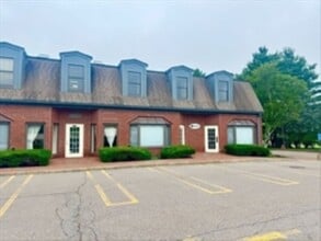 1624 Sudbury Rd, Concord, MA for lease Interior Photo- Image 1 of 10