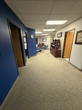 1351 N Alma School Rd, Chandler, AZ for lease Interior Photo- Image 2 of 6