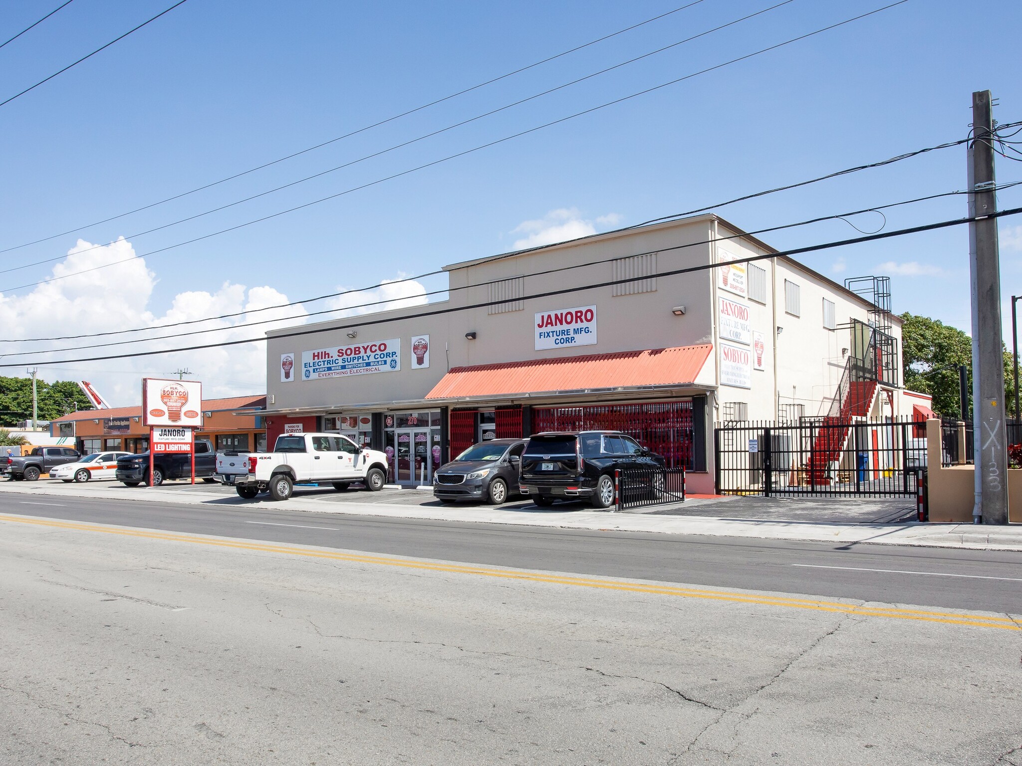 249 W 29th St, Hialeah, FL for sale Building Photo- Image 1 of 42