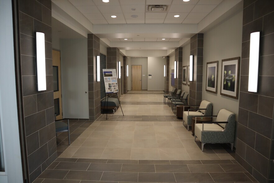 11371 Cortez Blvd, Brooksville, FL à louer - Photo intérieure - Image 2 de 3