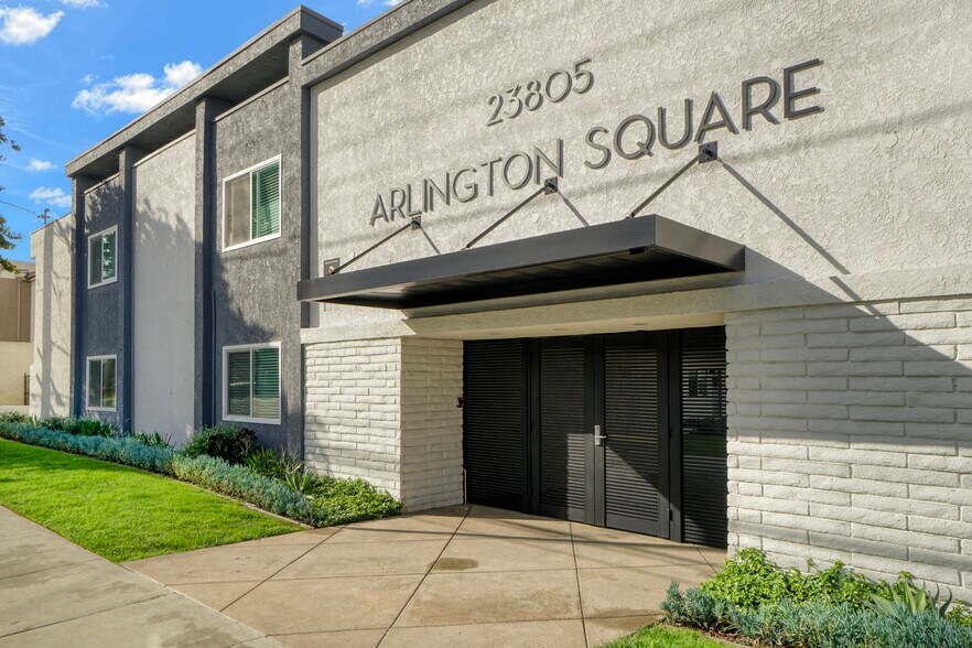 23805 Arlington Ave, Torrance, CA à vendre - Photo du bâtiment - Image 3 de 19