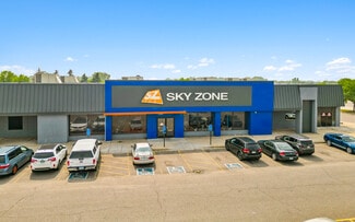 Plus de détails pour 198 NE Northtown Dr, Blaine, MN - Commerce de détail à vendre