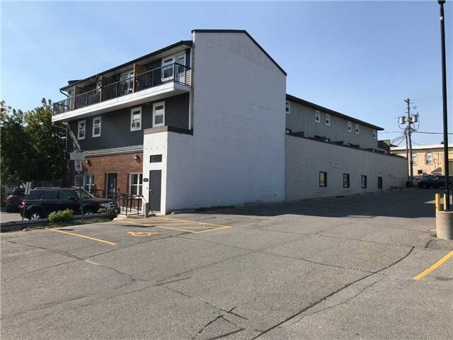 12-14 Colborne St E, Orillia, ON à vendre - Photo principale - Image 1 de 1