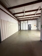 6700 Netherlands Dr, Wilmington, NC for lease Interior Photo- Image 2 of 9
