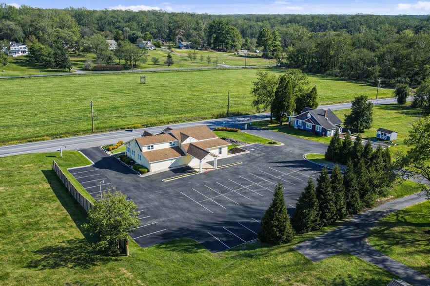 851 Annapolis Rd, Gambrills, MD for sale - Building Photo - Image 2 of 23