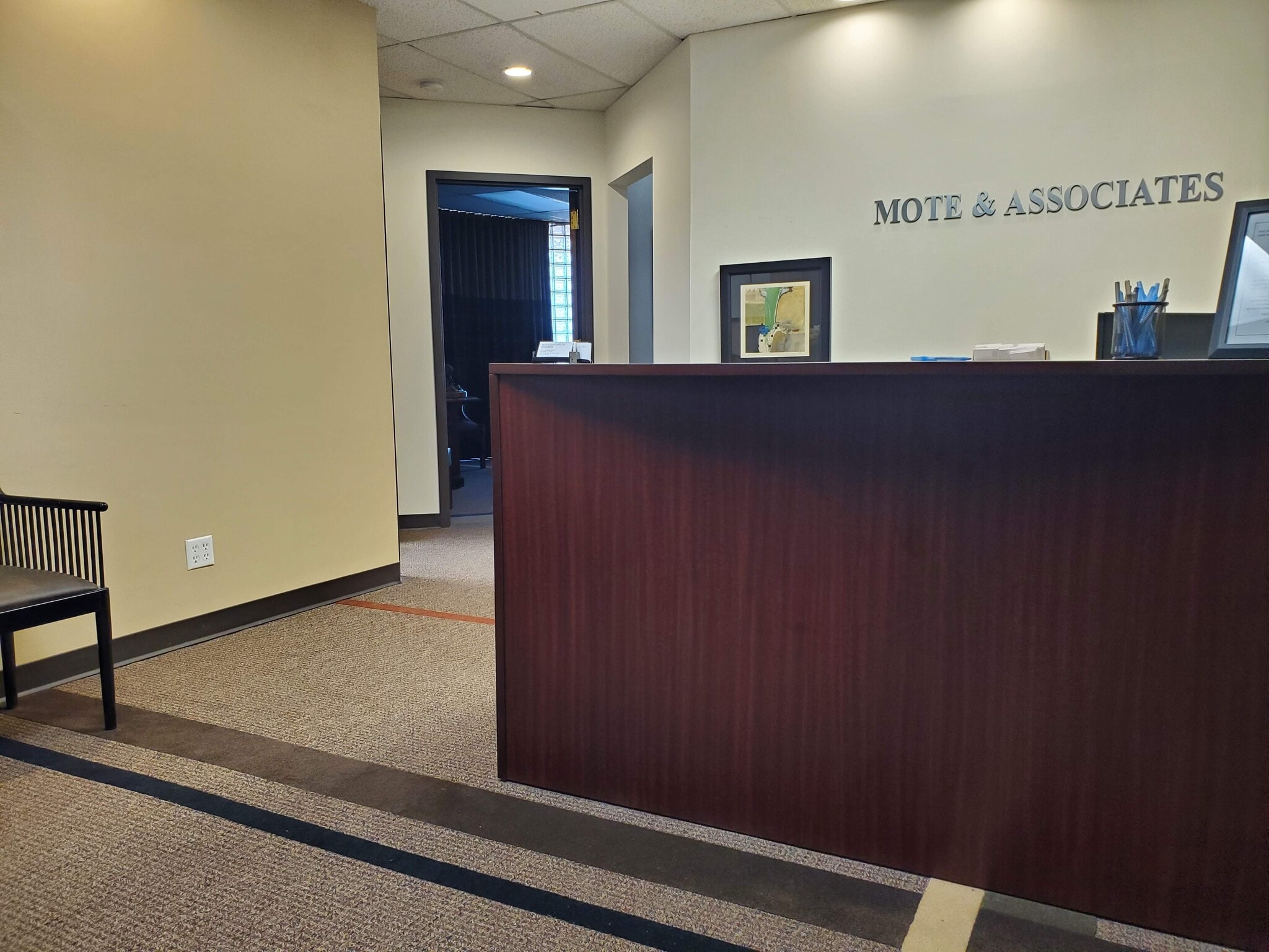 515 N Cedar Ridge Dr, Duncanville, TX à louer Photo du bâtiment- Image 1 de 3