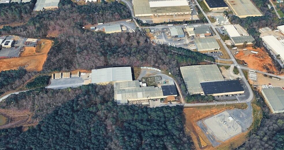 310 Brookhollow Industrial Blvd SE, Dalton, GA à louer - Photo du bâtiment - Image 1 de 4