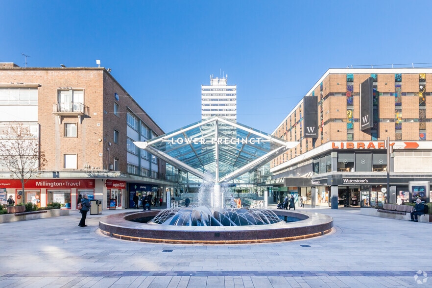 Lower Precinct, Coventry à louer - Photo du bâtiment - Image 2 de 3
