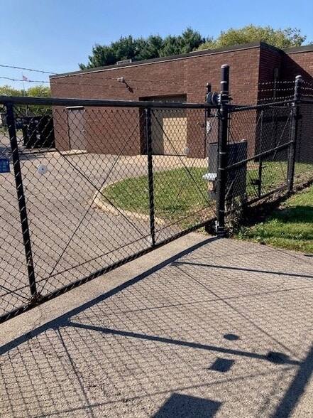 3910 South Ave, Youngstown, OH for lease - Building Photo - Image 3 of 12