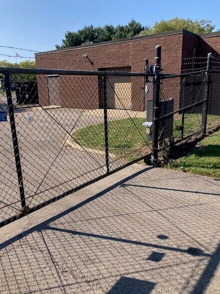 3910 South Ave, Youngstown, OH à louer - Photo du bâtiment - Image 3 de 12