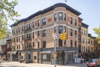 Plus de détails pour 692 Macon St, Brooklyn, NY - Multi-résidentiel à vendre