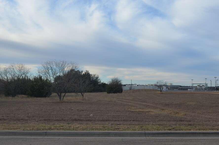 702 Swanner Loop, Killeen, TX for sale - Building Photo - Image 3 of 4