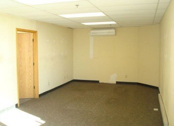 2319-2325 Neva Rd, Antigo, WI for lease Interior Photo- Image 1 of 3