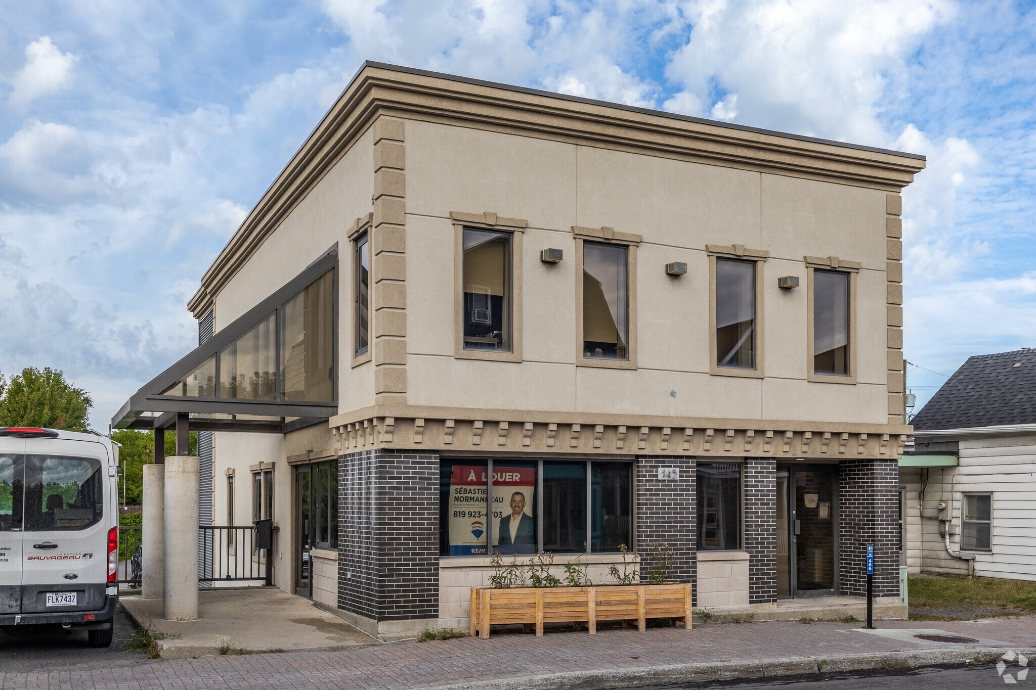 145 Rue Eddy, Gatineau, QC à vendre Photo principale- Image 1 de 1