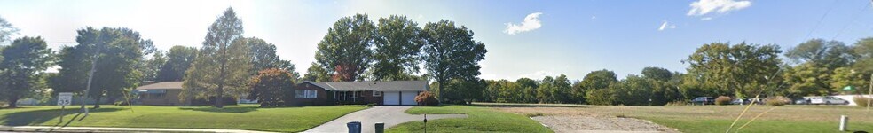2307 S Center St, Maryville, IL à vendre - Photo du bâtiment - Image 2 de 6