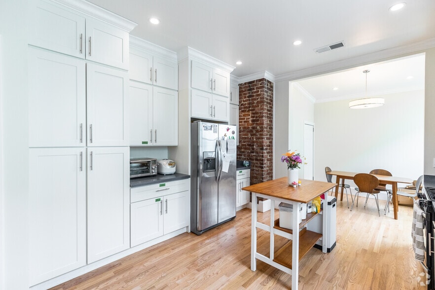 2637-2645 Mission St, San Francisco, CA for sale - Interior Photo - Image 3 of 10