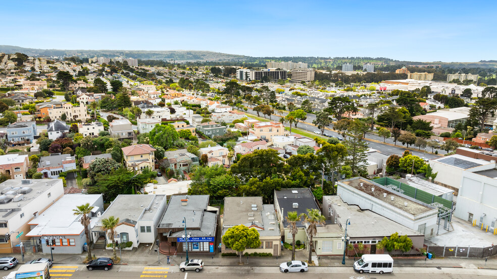 2435-2437 Ocean Ave, San Francisco, CA for sale - Building Photo - Image 3 of 8