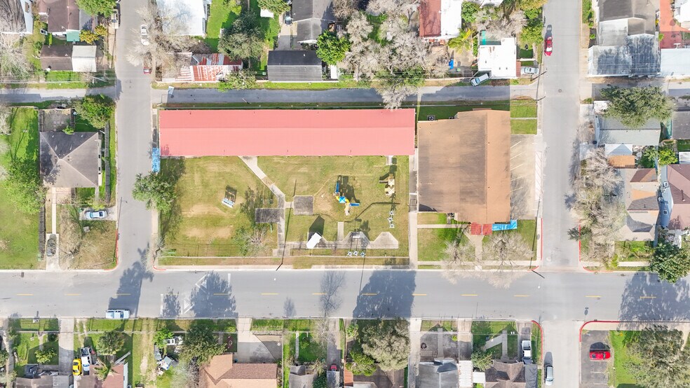 624 E Saint Francis St, Brownsville, TX à vendre - Photo du bâtiment - Image 2 de 8