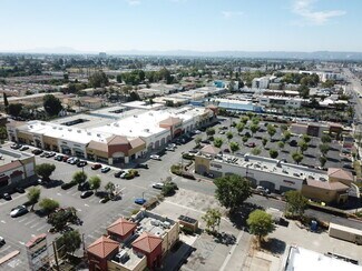 Plus de détails pour 9000-9054 Sepulveda Blvd, North Hills, CA - Commerce de détail à louer