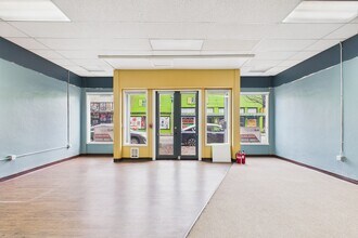 223-235 1st Ave, Kent, WA à louer Photo intérieure- Image 2 de 6