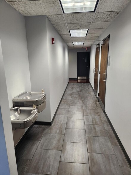 6111 Gazebo Park Pl N, Jacksonville, FL à louer - Photo du bâtiment - Image 3 de 9