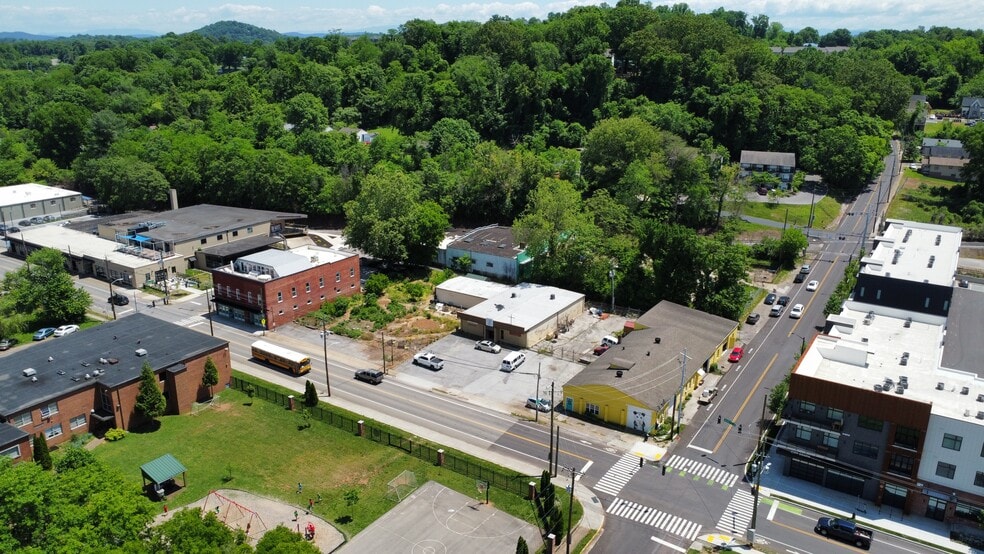 808 Sevier Ave, Knoxville, TN for sale - Building Photo - Image 2 of 21