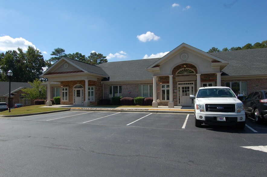 2650 Holcomb Bridge Rd, Alpharetta, GA for lease - Primary Photo - Image 1 of 16