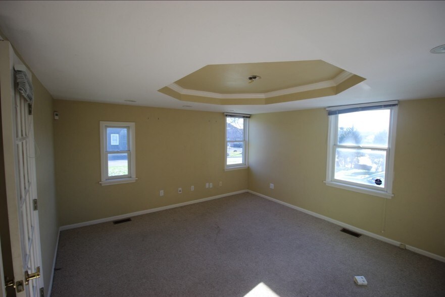 8 N Main St, Pittsford, NY à louer - Photo intérieure - Image 3 de 19